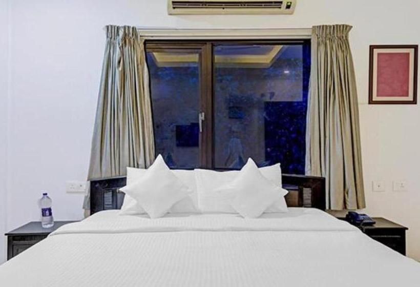 Quarto Deluxe, Fabhotel Skyry