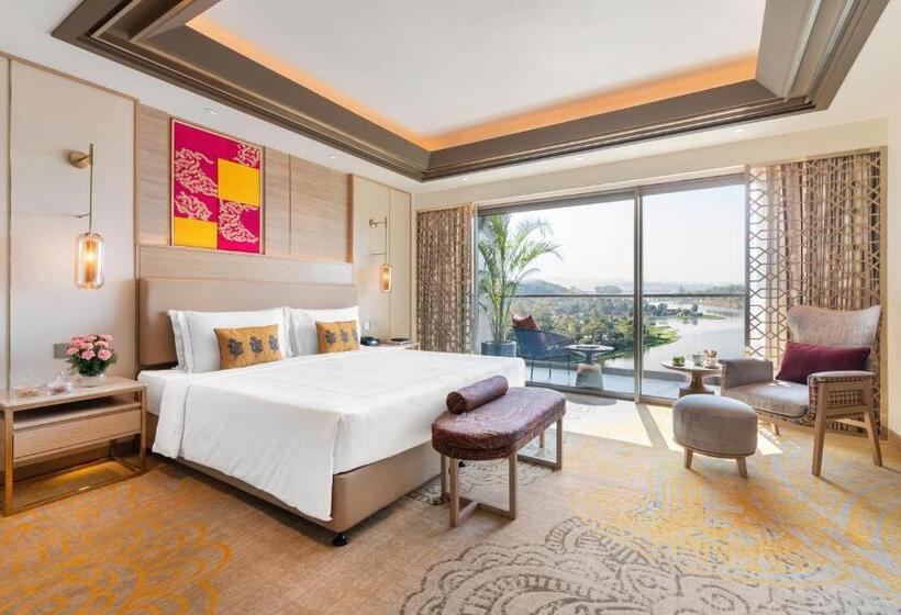 Президентский Люкс, Taj Lakefront Bhopal