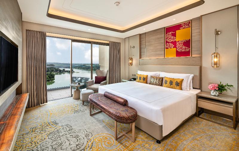 Люкс Повышенной Комфортности, Taj Lakefront Bhopal