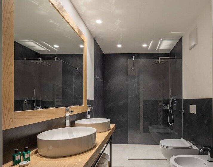 شقة غرفتين نوم مزودة بتراس, Aris Apartments & Sky Pool   Tonelli Hotels   Adult Friendly
