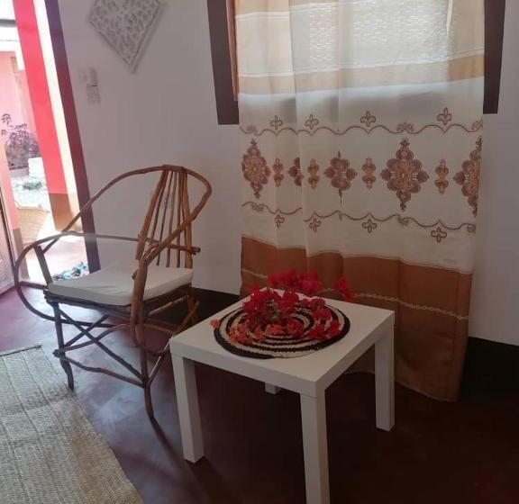 Quarto Estandar, Habibi B&b