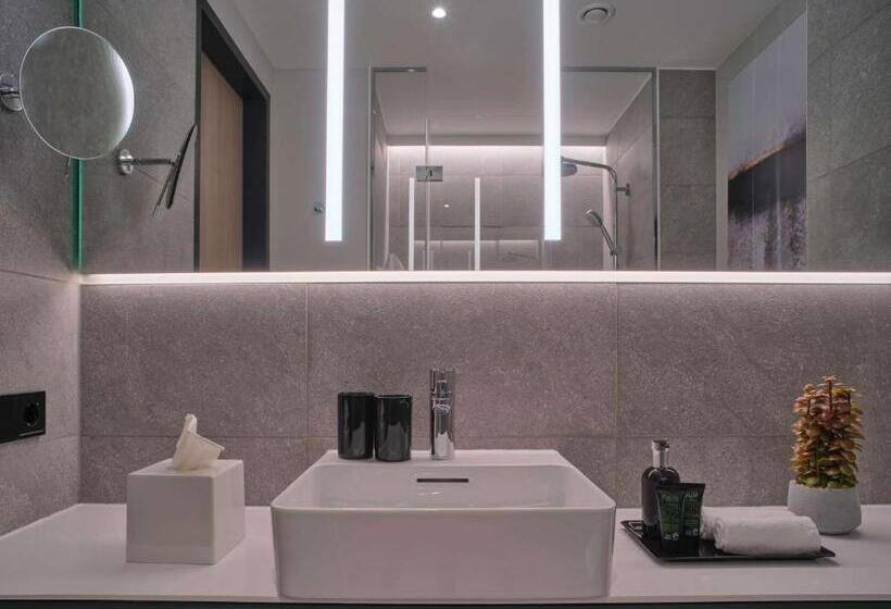 스탠다드 스튜디오, Adina Apartment Hotel Wiesbaden