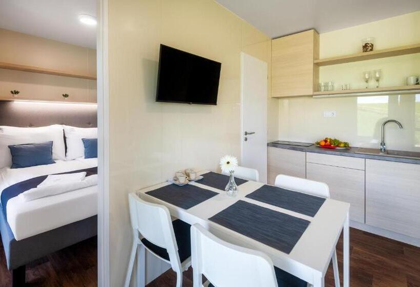 Люкс с гидромассажем, Tisza Tó Apartmanpark