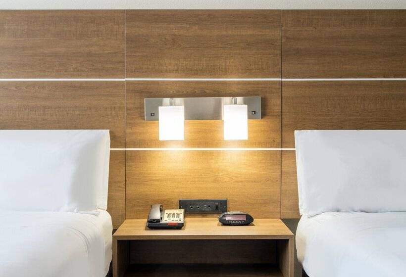 Люкс Адаптированный для Инвалидов, Holiday Inn Express & Suites Dallas East   Fair Park, An Ihg