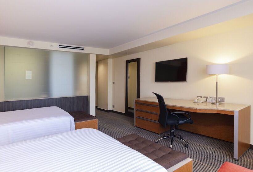 ２ダブルベッドのスタンダードルーム, Holiday Inn Mexico City Plaza Universidad, An Ihg
