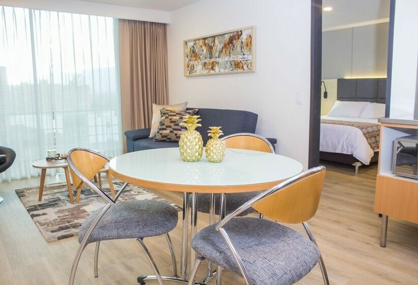 Люкс 2 Спальни, Novelty Suites