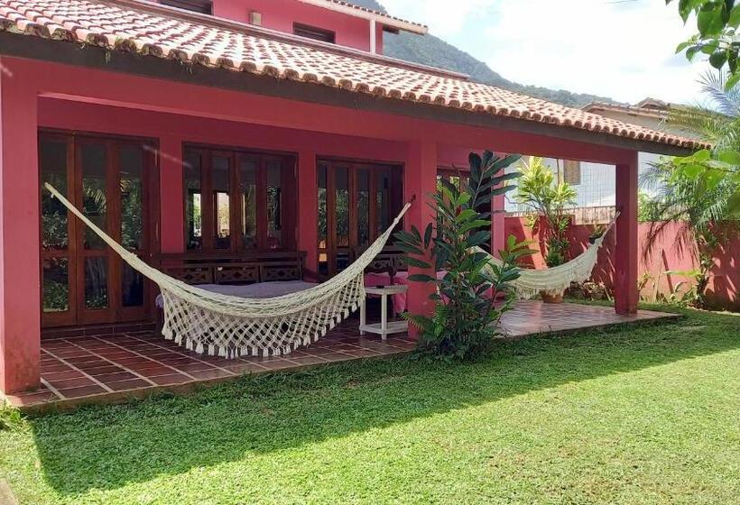 Номер Стандарт с Террасой, Ubatuba Surf Hostel, Apenas A 60 Metros Da Praia Da Lagoinha!