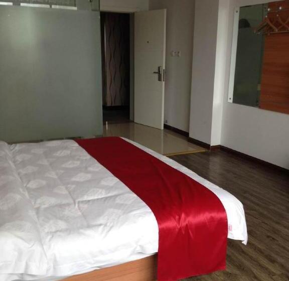 Номер Superior, Thank Inn Chain Hotel Jiangsu Yangzhou Jiangdu District Daqiao Town