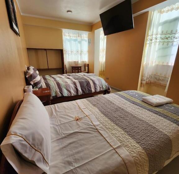 غرفه قياسيه سريرين مزدوجين, Hostal Capac