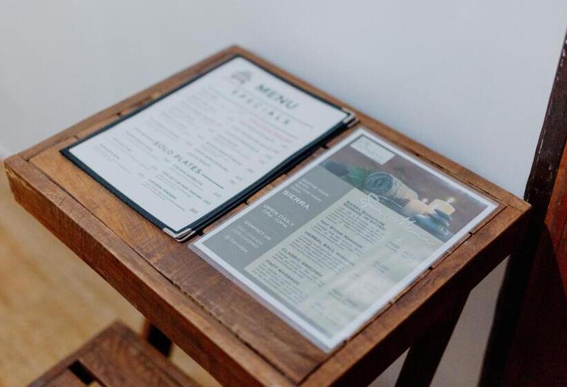 Номер Стандарт, Spacio Caliraya Bed & Breakfast