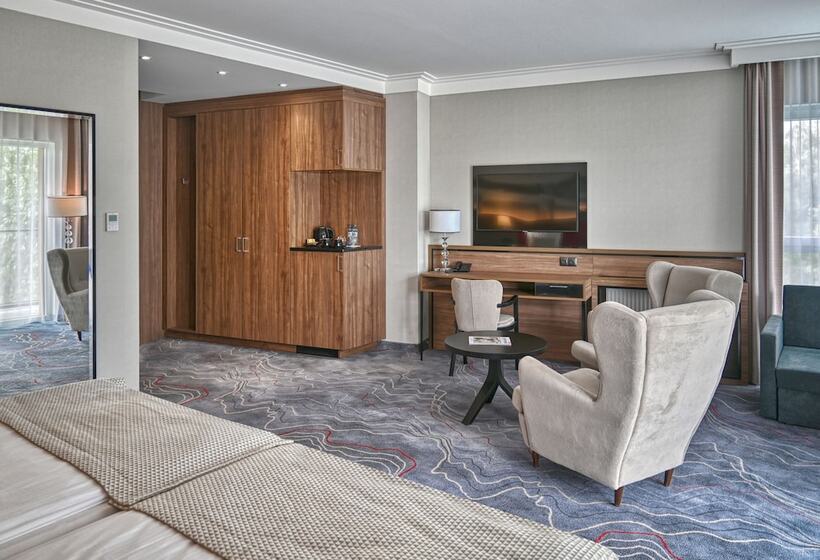 Habitación Deluxe con Balcón, Sopotorium Hotel & Medical Spa