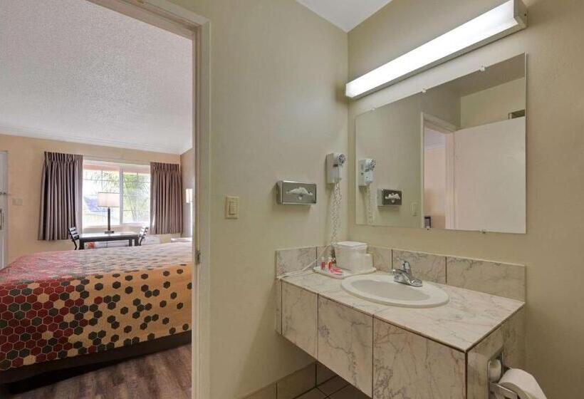 Стандартный Номер Кровать Кинг, Econo Lodge Woodland Near I 5