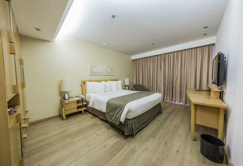 Quarto Deluxe, Grand Bittar
