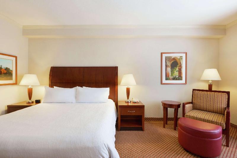 스위트 킹사이즈 침대, Hilton Garden Inn Shreveport