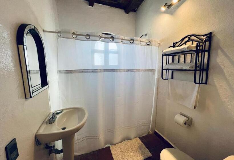 四人标准间, Parador Vernal
