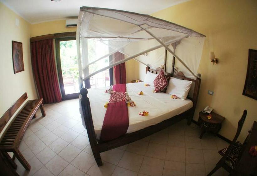 Номер Стандарт Вид на Сад, Uroa Bay Beach Resort