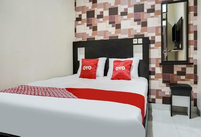 Номер Deluxe Кровать Кинг, Oyo 3826 Columbus Residence K11