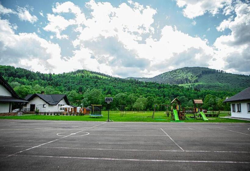 Дом 1 Спальня, Pensiunea Arc Bucovina