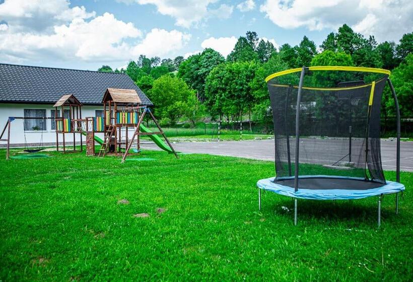 Номер Deluxe, Pensiunea Arc Bucovina