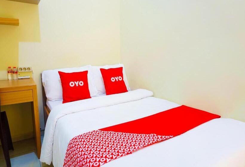 Номер Deluxe, Oyo Flagship 90723 Khalifi House Malang