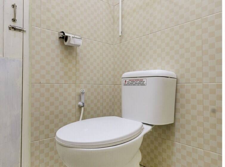 Номер Deluxe, Capital O 90709 Djati Guest House
