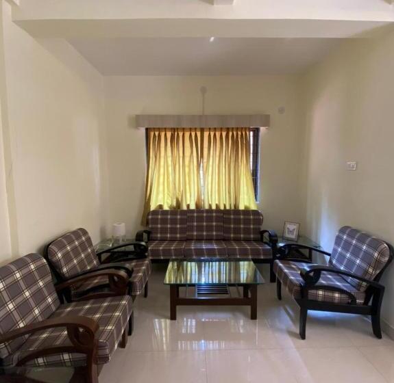 基本三人间, Verandah Solitude By The Sea Homestay