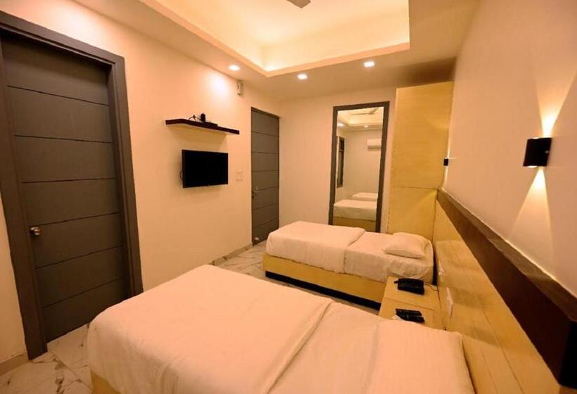 غرفة ديلوكس, Prago By Green Deer Varanasi