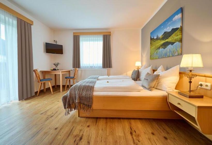 Номер Стандарт Вид на Горы, Alpendorf Hotel Stern