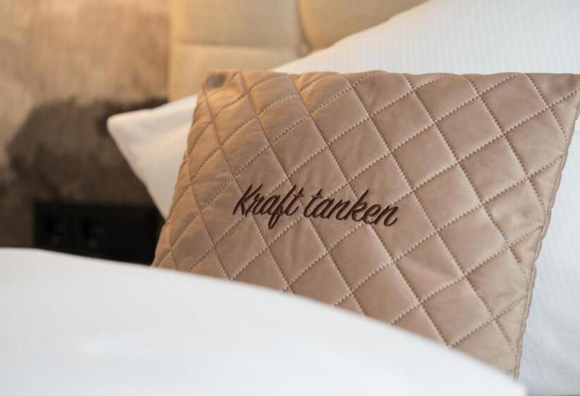 Номер Deluxe с Балконом, Alpendorf Hotel Stern