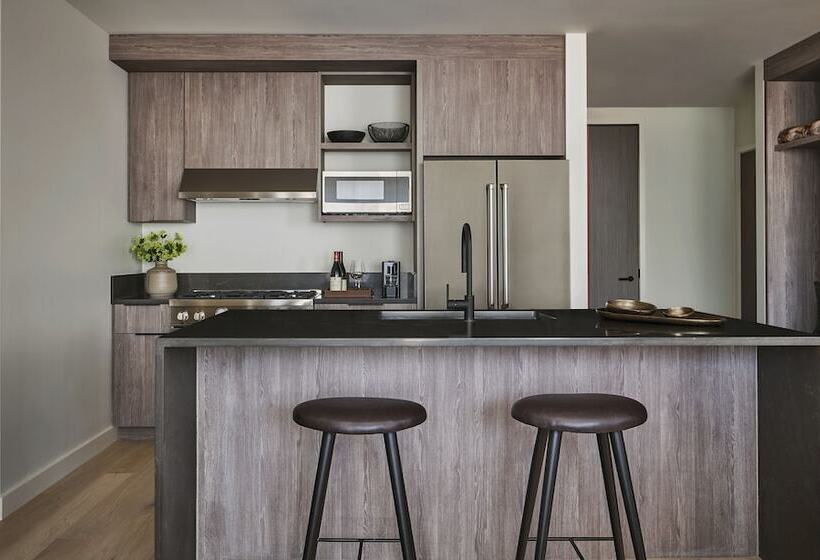 Апартаменты 2 Спальни, Pendry Park City