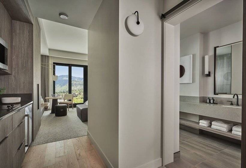 Апартаменты Deluxe 2 Спальни, Pendry Park City