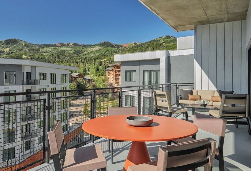 Апартаменты 4 Спальни, Pendry Park City