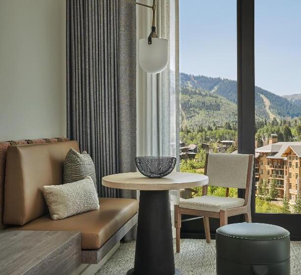 Номер Стандартный с Видом, Pendry Park City