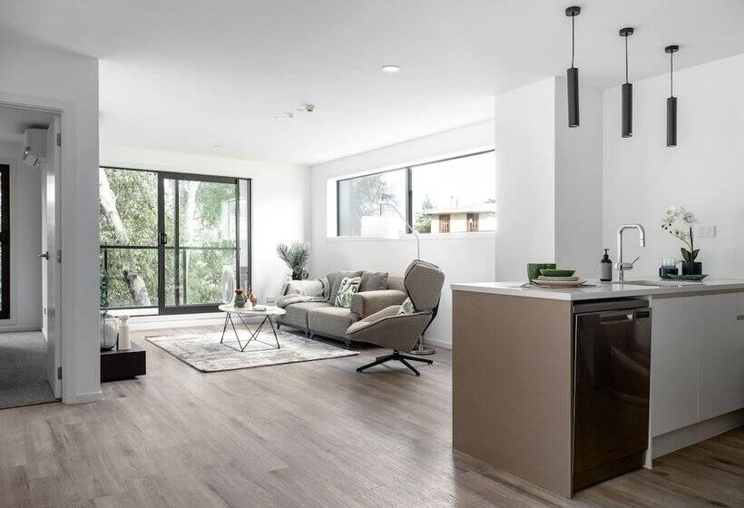 带2个卧室的优质公寓, Sunrise Garden Suites