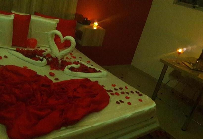 이그제큐티브 스위트, ápice Motel