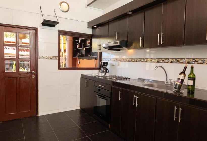 Апартаменты 1 Спальня, Villa Claudia