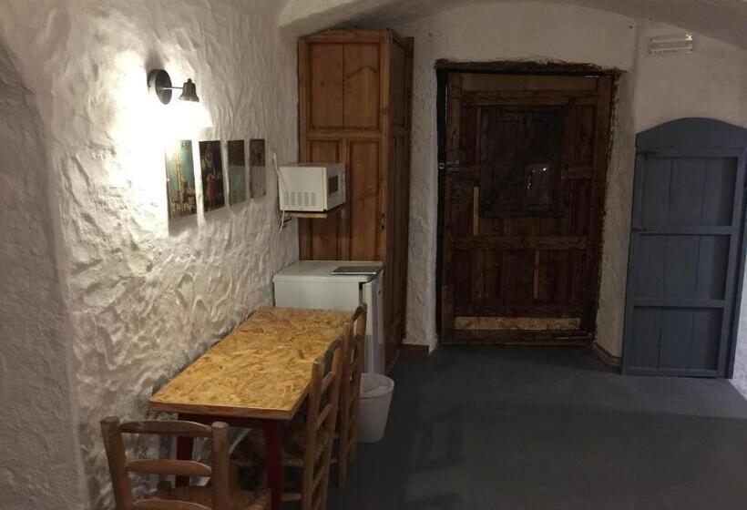 Апартаменты 2 Спальни, Casas Cueva Y Cortijo La Tala En Guadix
