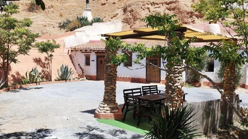 Quarto Superior com Hidromassagem, Casas Cueva Y Cortijo La Tala En Guadix