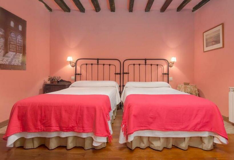 Номер Стандарт, Casona De La Salceda