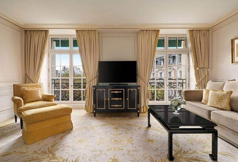 سوییت لوکس, Shangri La Paris