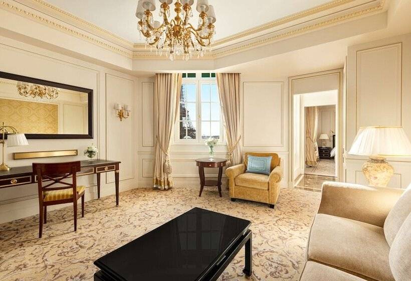 Suite with Terrace, Shangri La Paris