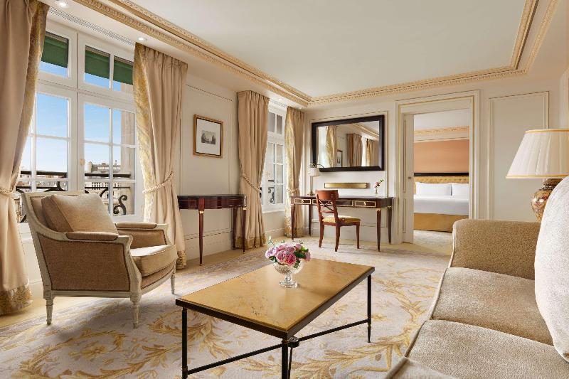 سوییت لوکس, Shangri La Paris