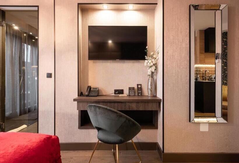 Suite, Art Suites Boutique Hotel   Krakow Center