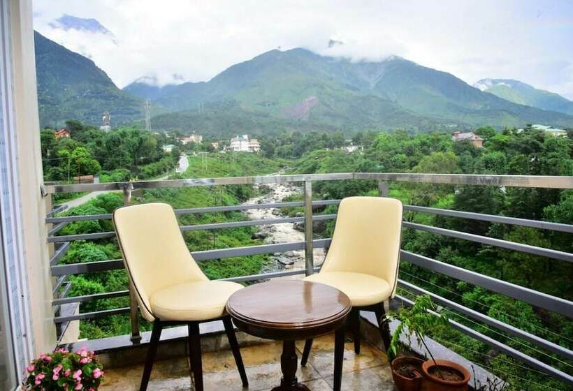 이그제큐티브 룸, Serene Suites