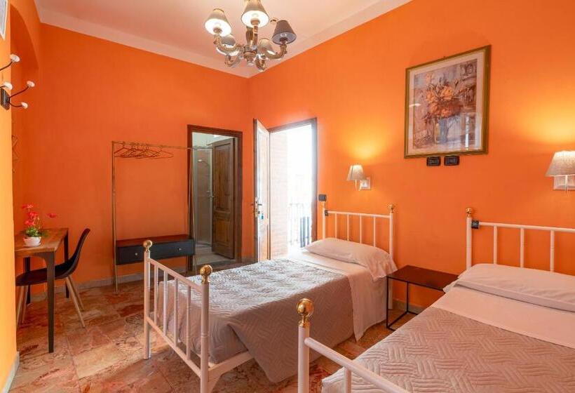 اتاق استاندارد, Hostel Archi Rossi
