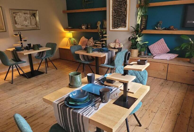 اتاق لوکس, B & B Bonvert