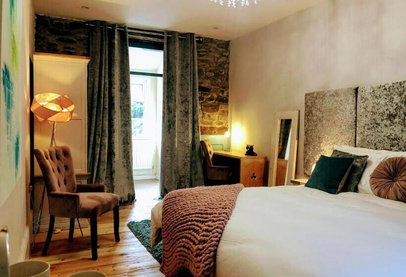 Номер Superior Вид на Сад, Cambrian House B & B