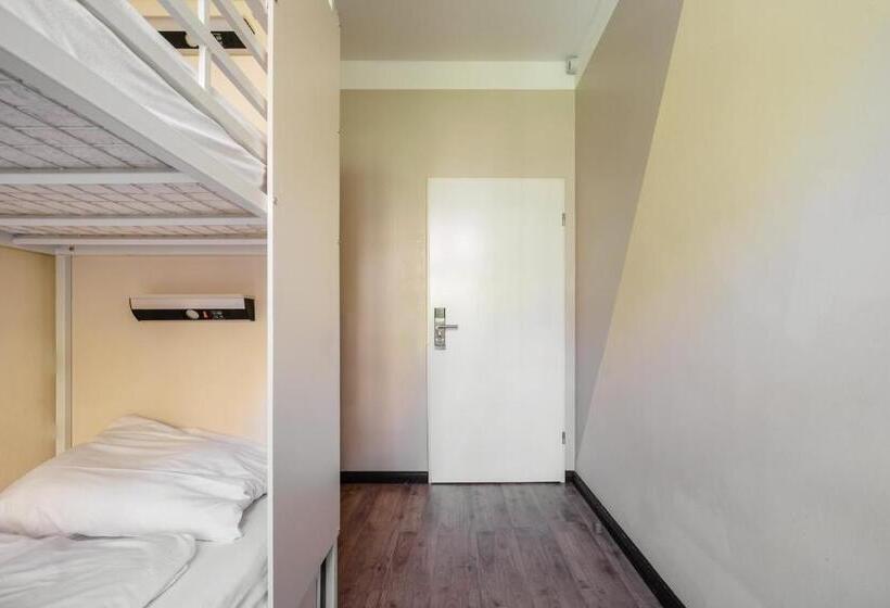 اتاق استاندارد با تخت‌های تاشو, Eastseven Berlin Hostel