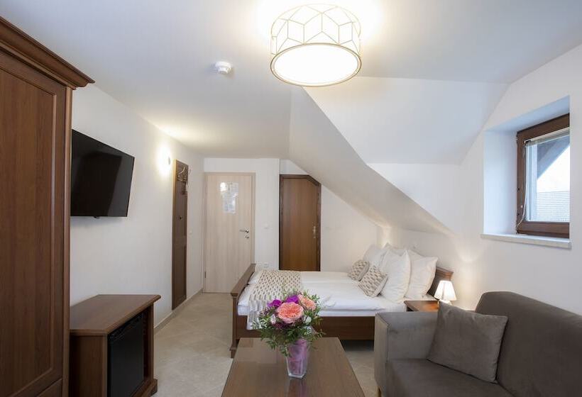 اتاق راحتی, House Klasika   Adults Only