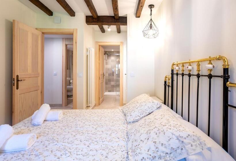 Семейный Номер, Apartamentos Los Edules